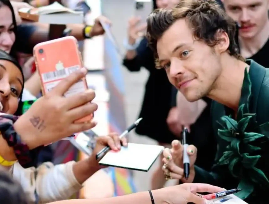 The Clues, The Billboards, and the New Era: Decoding the Mystery of Harry Styles’ Next Album The Clues, The Billboards, and the New Era: Decoding the Mystery of Harry Styles’ Next Album